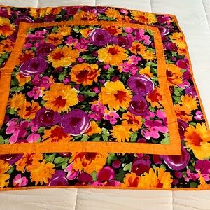 WOMENS 100% silk  ALBERT NIPON HEAD /NECK SCARF 34 x 35" PERFECT COND."